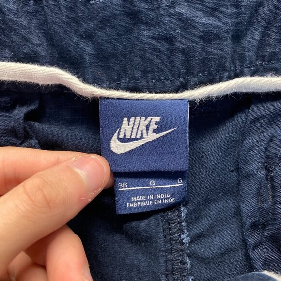 Nike Cargo Shorts Mens  Blue  Short Hiking Outdoors Size 36‎ - Picture 3 of 9